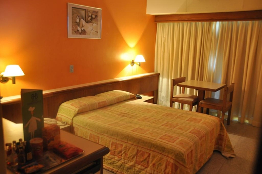 Hotel Bandeirantes