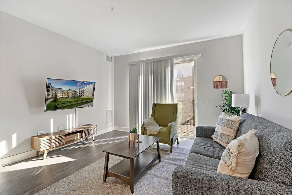 Luxurious 1BR Apt in Oakbrook