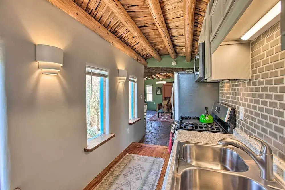 Pet-friendly Taos House w/ Patio & Hammock!