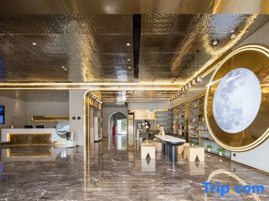Qingyaju Hotel (Chengdu Wenjiang University Town)