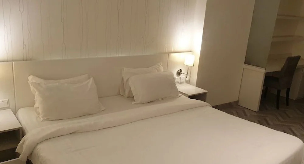 Durut Alurubah Furniture Apartments