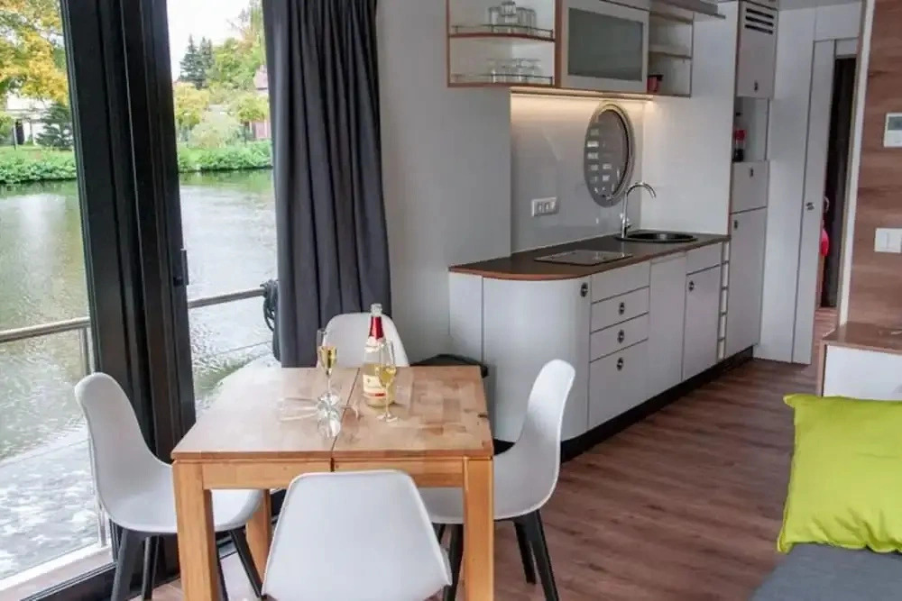 Houseboat on the Dahme, Wildau
