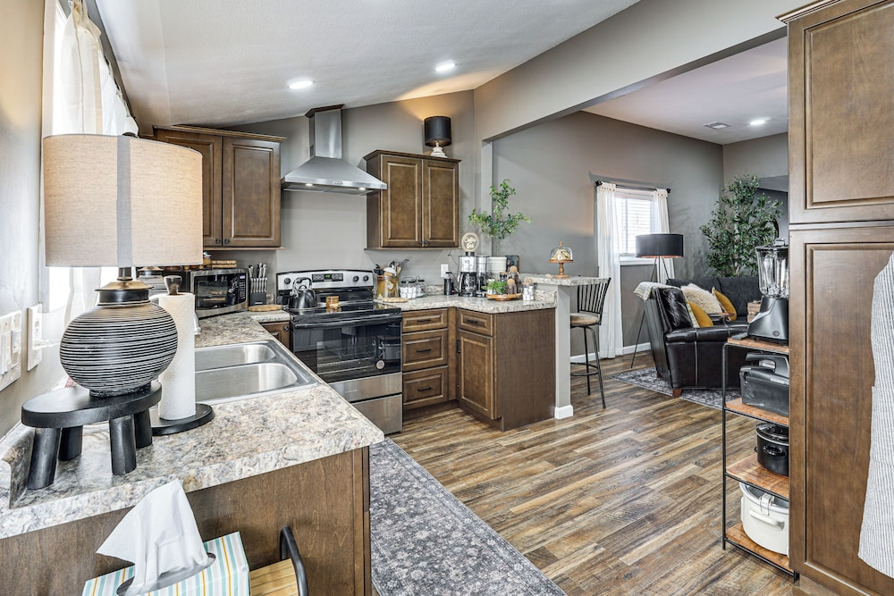 The Hidden Pearl - Home Near Trail & State Fair