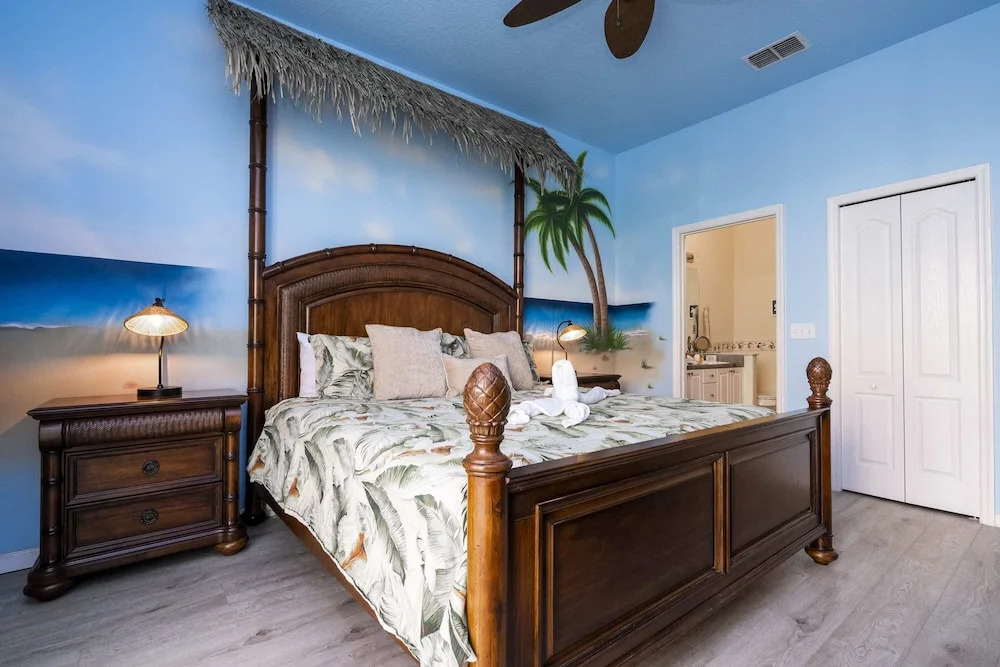 Marvelous 4Bd Close to Disney w Pool at 313 Tuscan Hills