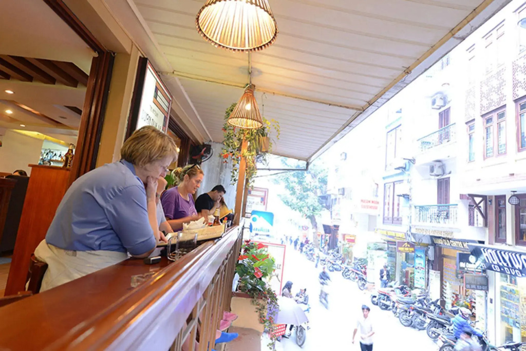Hanoi Old Quarter Hotel & Travel