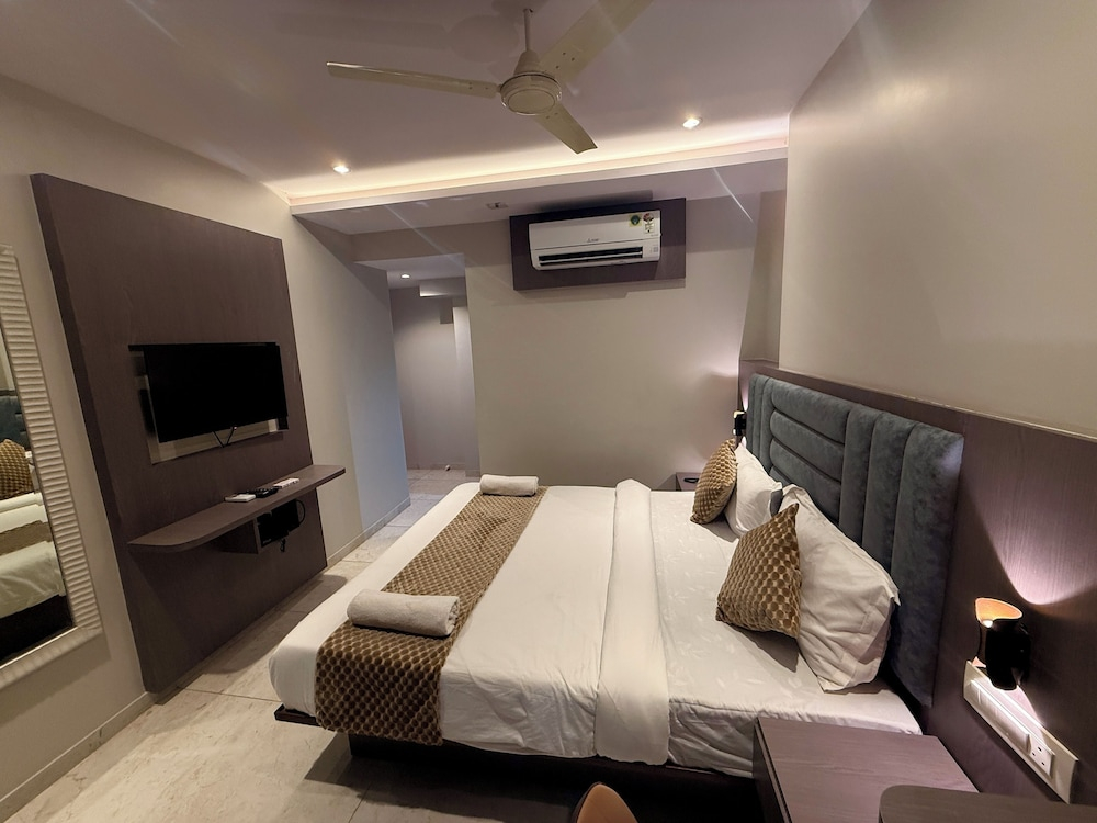 Hotel Kurla Suites
