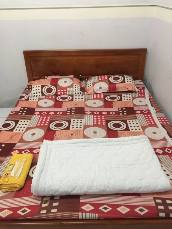 Halo Hostel