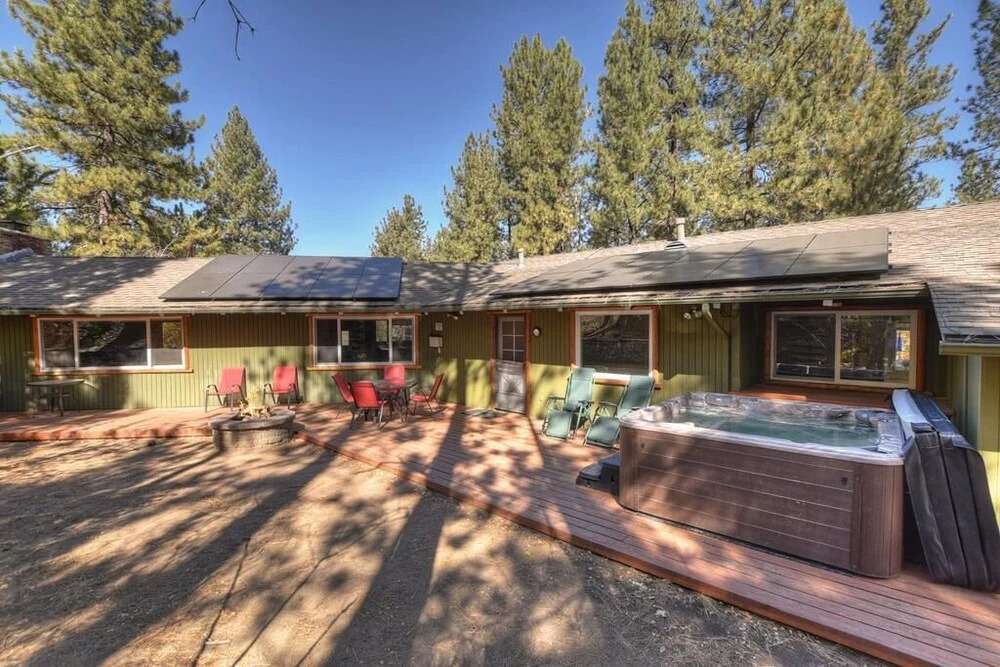 006 - 12 Bear Lodge