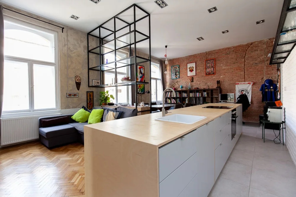 Logodi Castle Loft