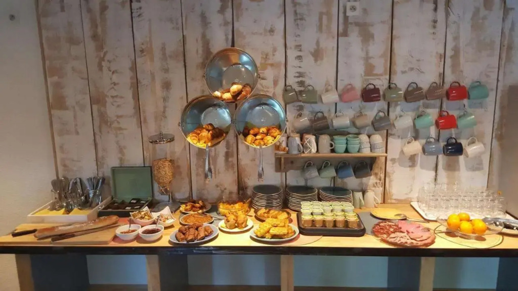 Agape Hotel Niort- Bessines