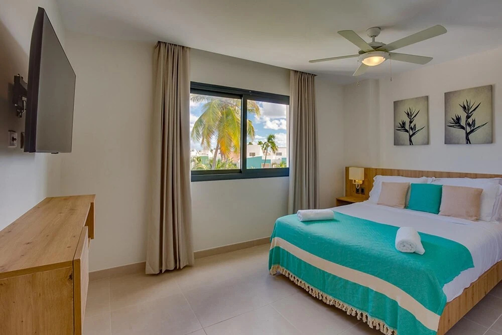 Condo w Private Picuzzi Best Location Los Corales