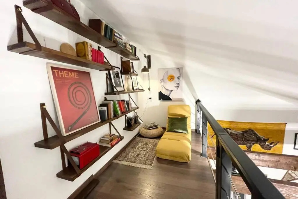 Writer's Loft w/ workspace-get inspired by comfort