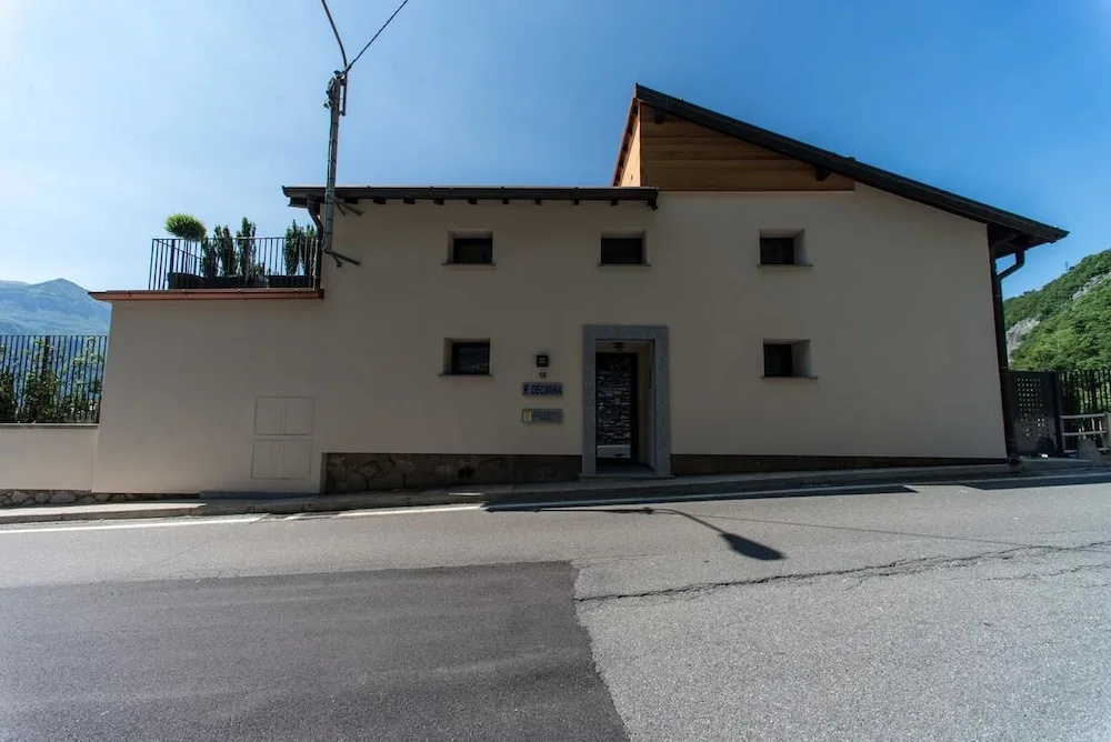 Residenza Decimina