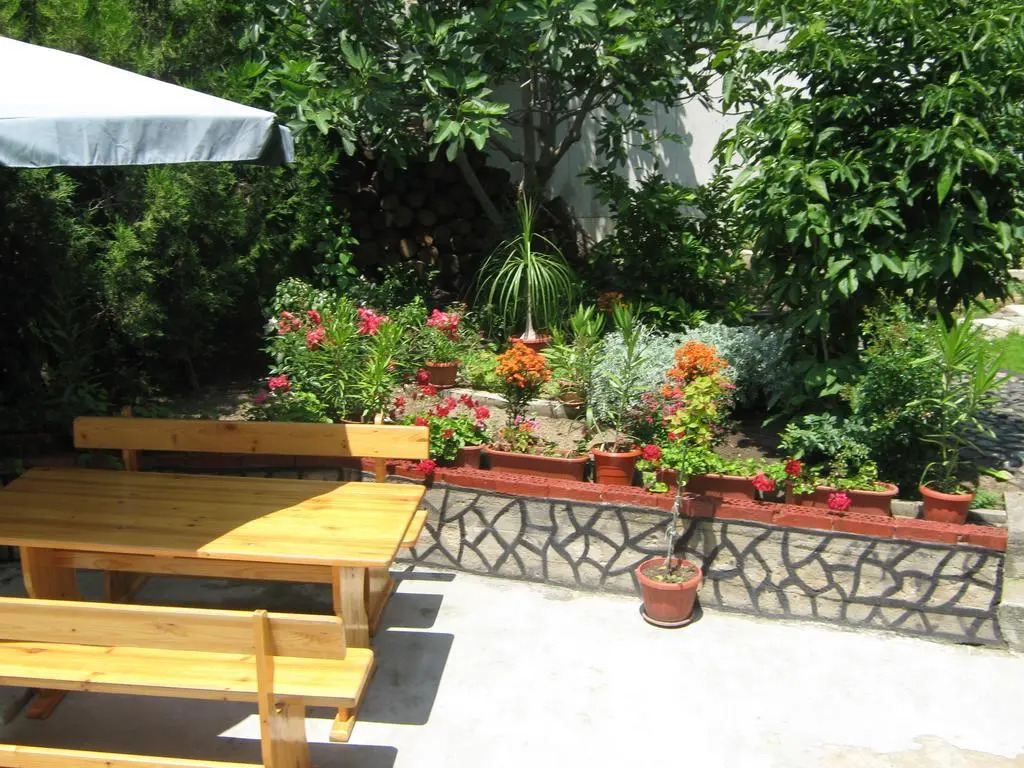Guest House Mihalevi