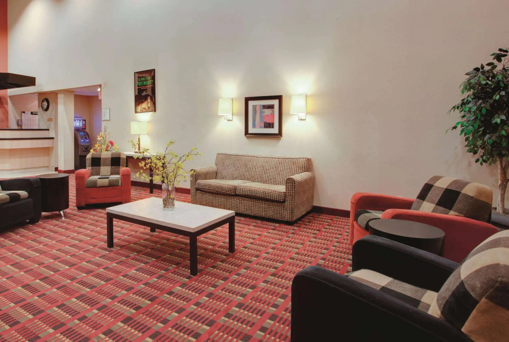Ramada Inn by Wyndham Fairfield NJ