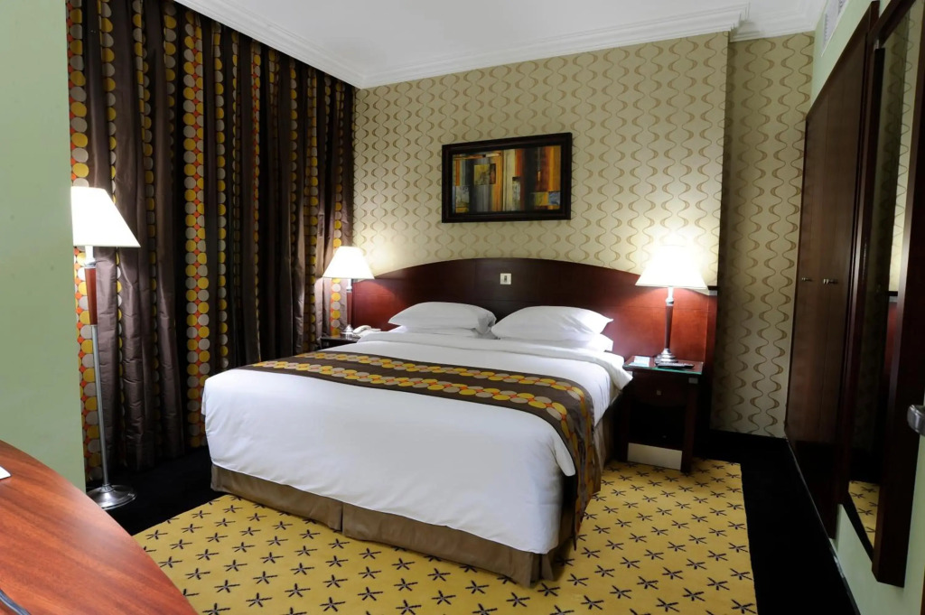 Al Muna Kareem Hotel- EX LEADER