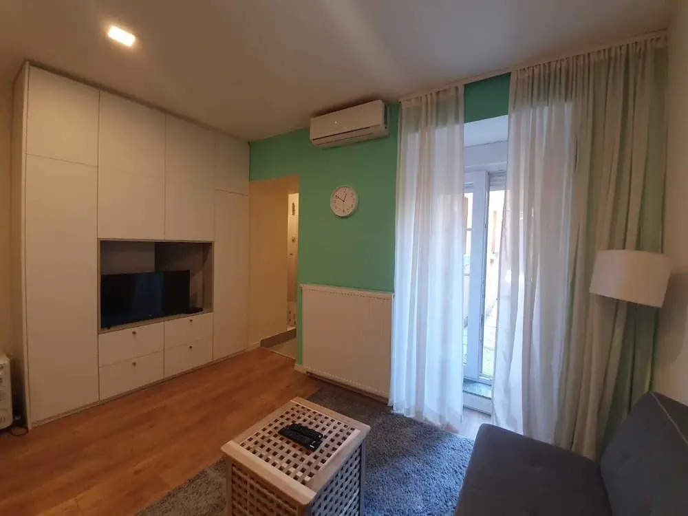 Charming 1-bed Apartment in Zagreb