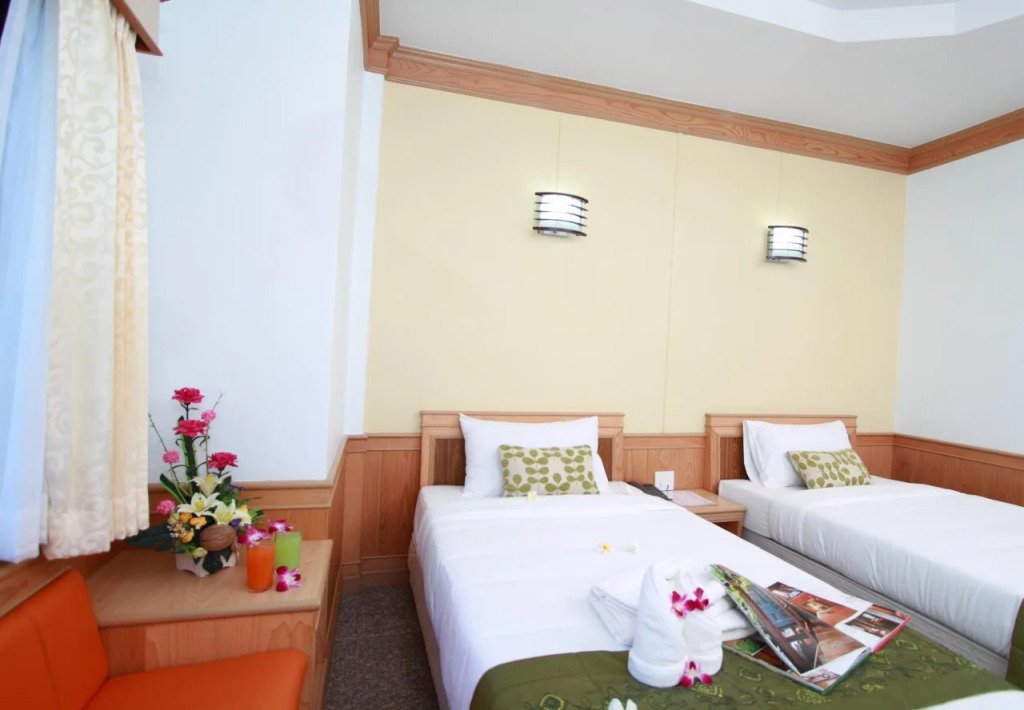 Boom Forest Hotel