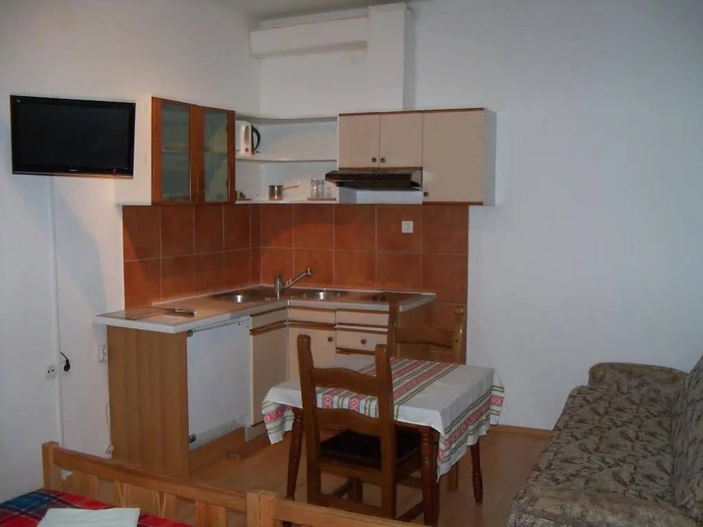 Private Accommodation Raspudic