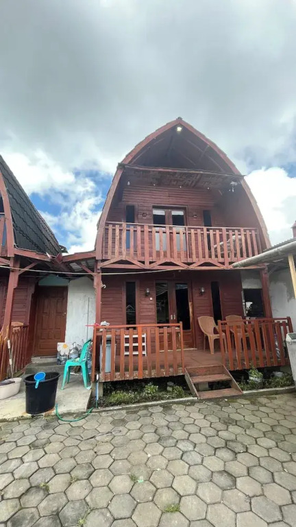 Quen\z Cabin