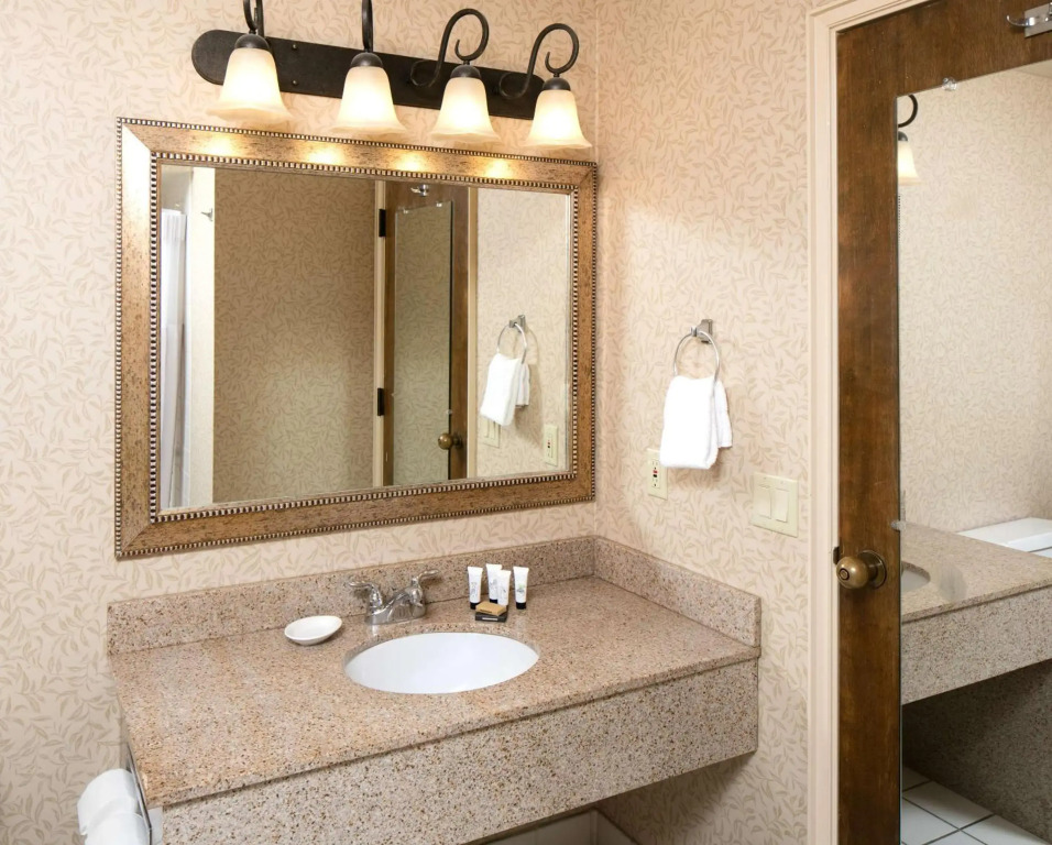 Red Lion Hotel Redding