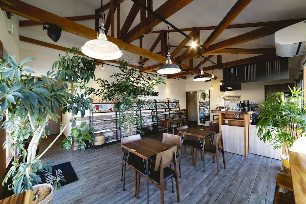 cafe&stay CASTANA