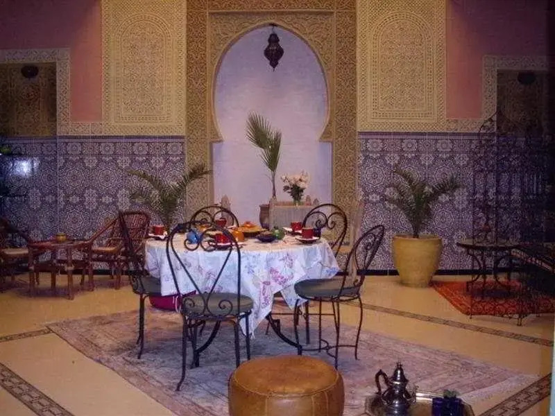 Maison Kays