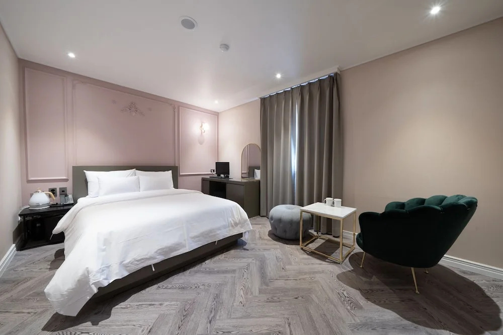 Jungwon Hotel