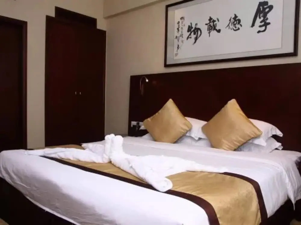 Guang Cai Hotel