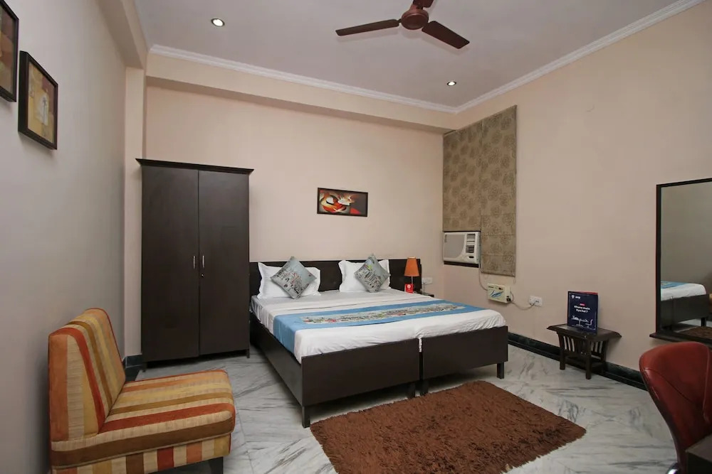 OYO 65771 New Era Residency
