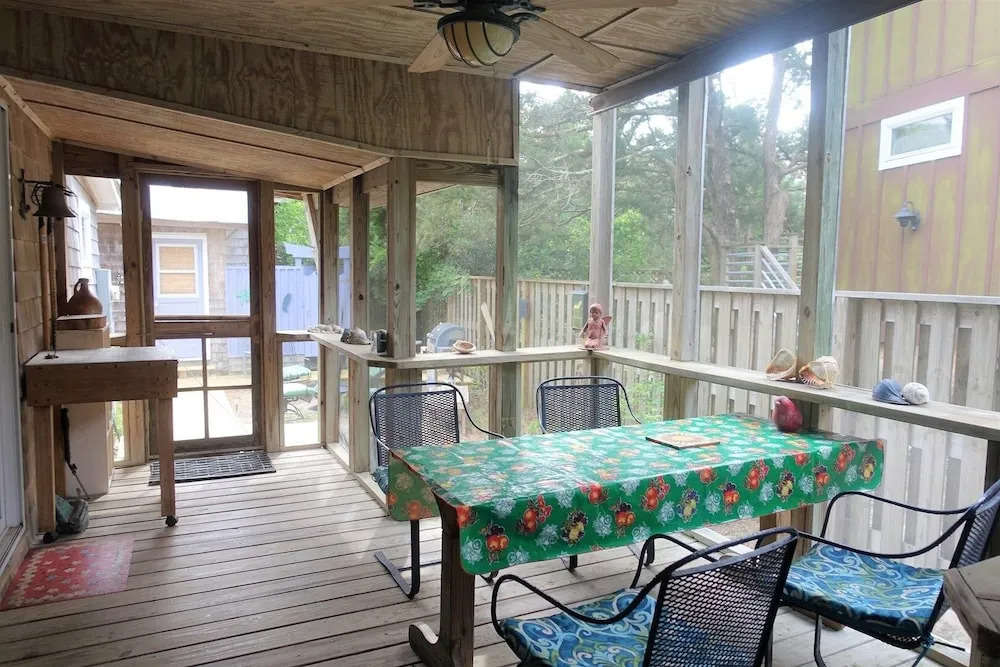 Mananaville 2 Bedrooms 2 Bathrooms Home