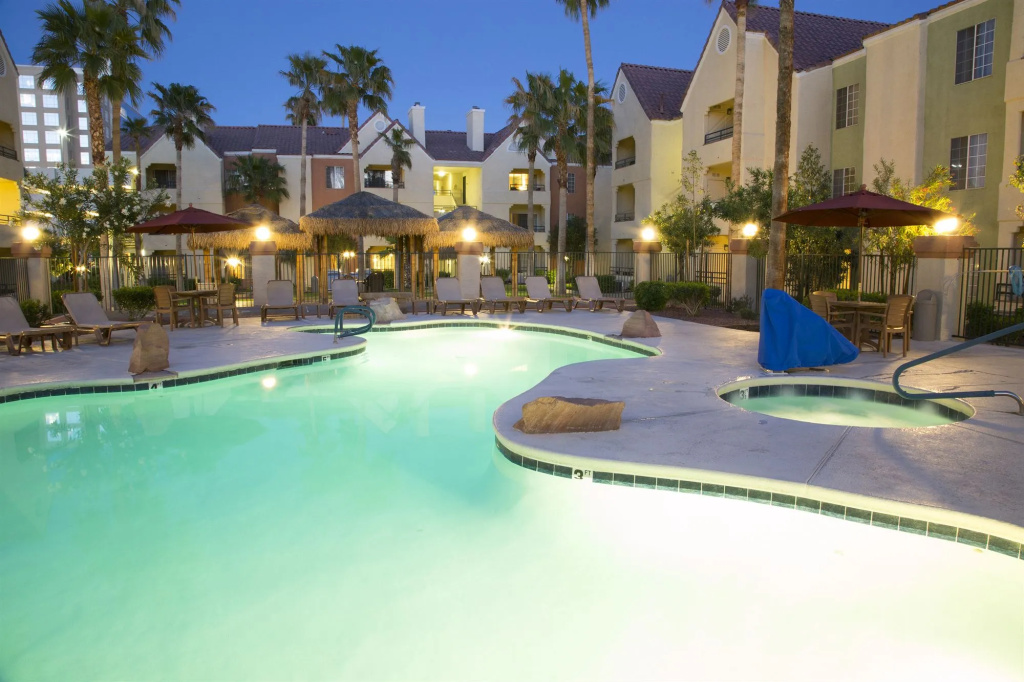 Holiday Inn Club Vacations at Desert Club Resort