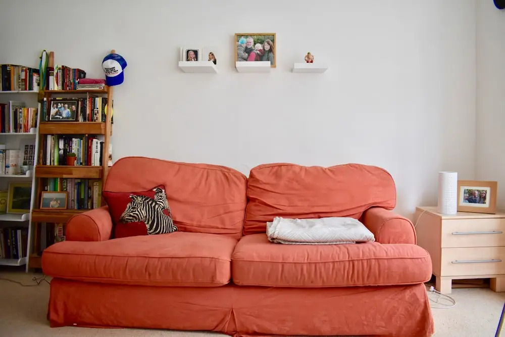 Bright 2 Bedroom Home