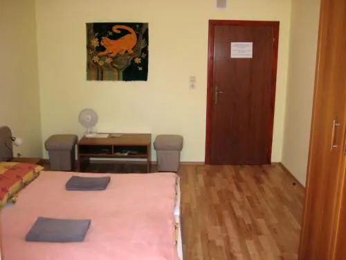 Eco Hotel & Camping LEO
