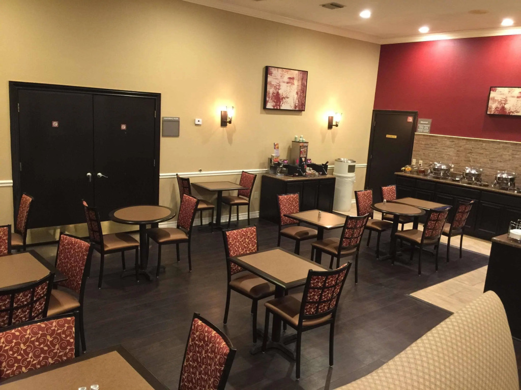 SureStay Plus by Best Western San Antonio Fiesta Inn