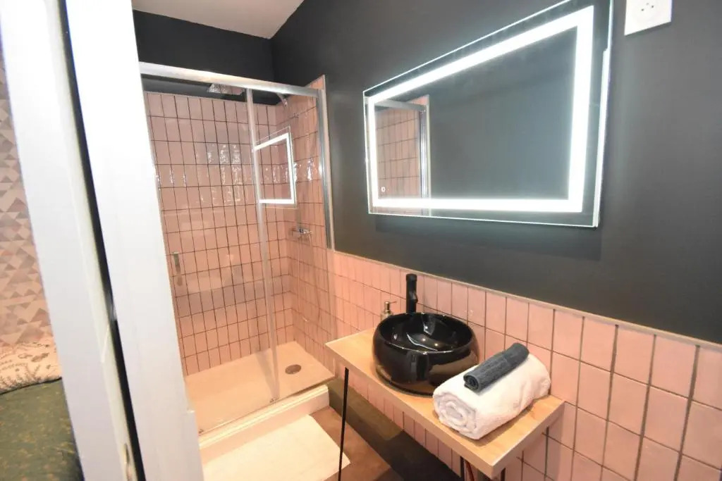 FASHION APPART - HYPER CENTRE - TRAM - FREE WIFI - leRelaisdOdile22