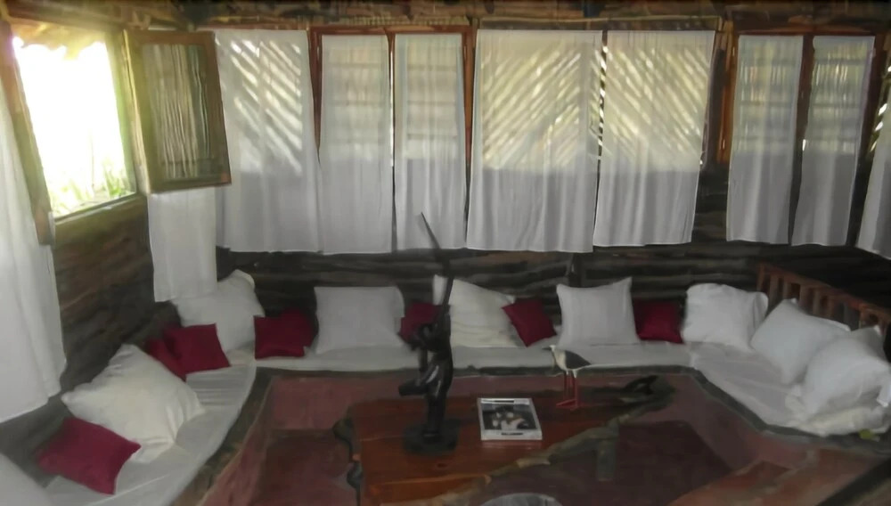 Akine Dyioni Lodge
