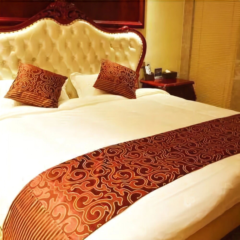 Xinlong Hotel
