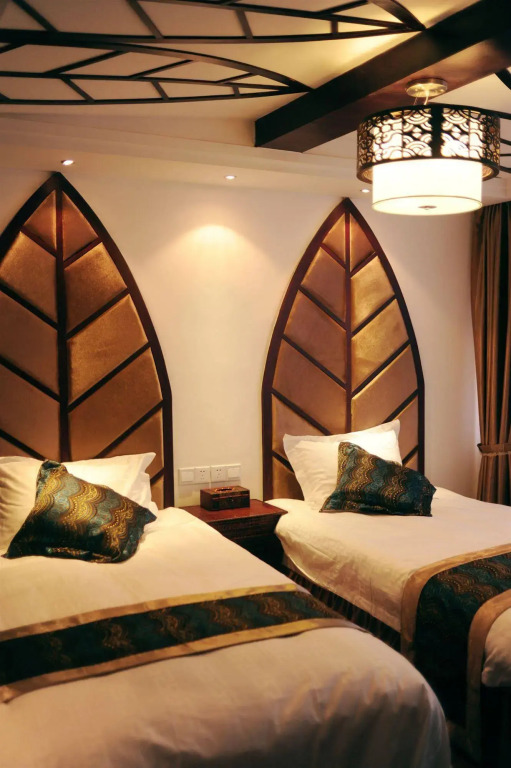 Rulai Xinling Inn