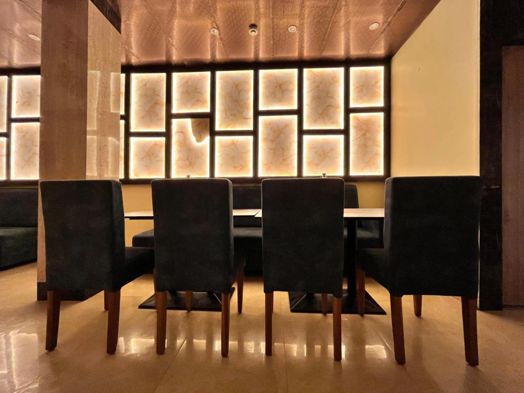 TGS Dine Inn