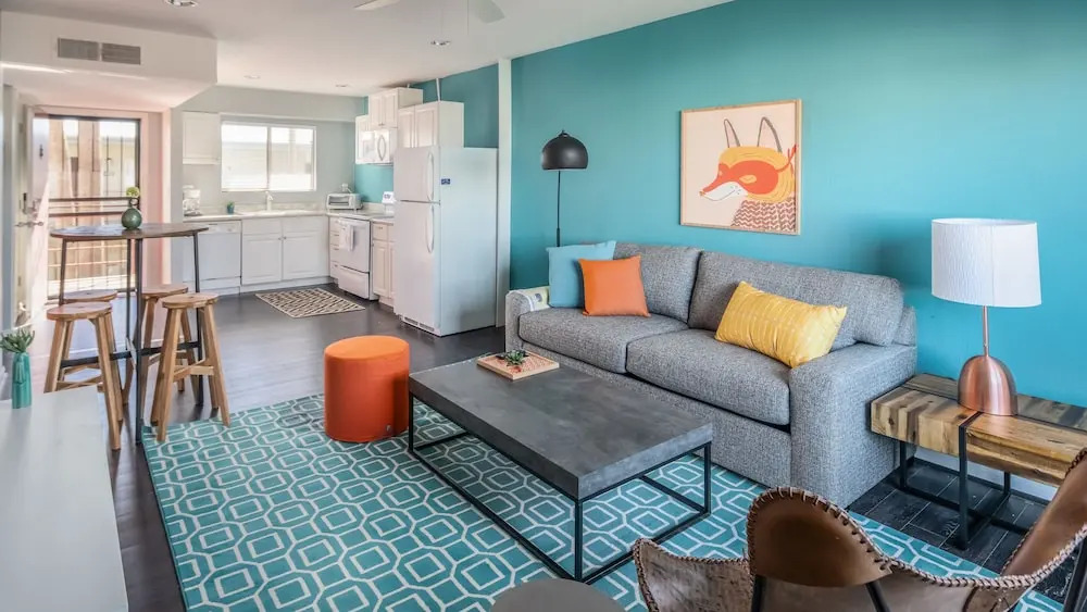 1BR near Fashion Square by WanderJaunt