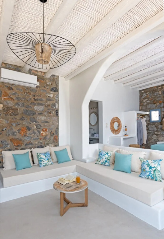 Nisides Suites