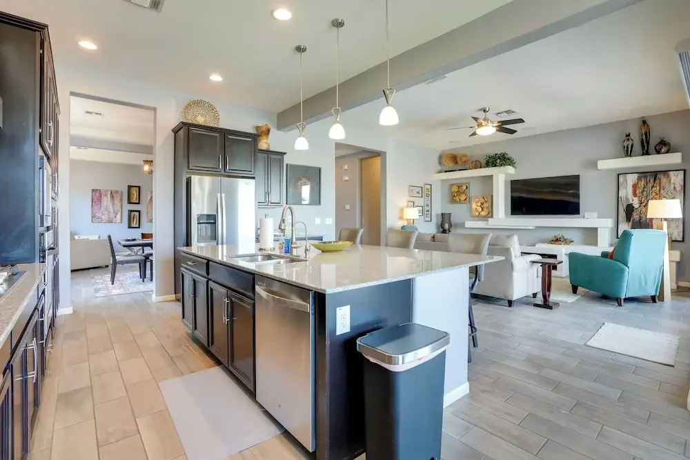 6 Mi to Luke Afb: Oasis w/ Private Pool
