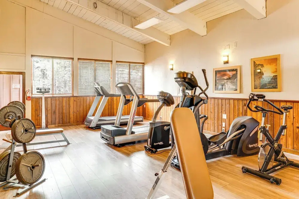 Hike, Sled & Ski! Cozy Tahoe City Condo w/ Hot Tub