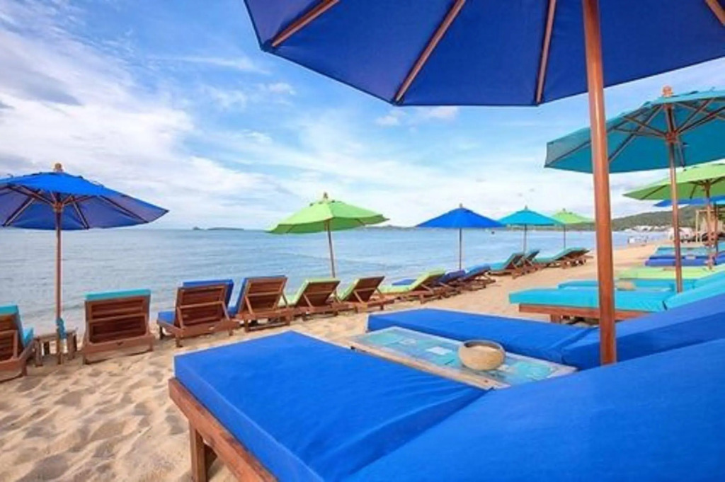 Eden Beach Bungalows