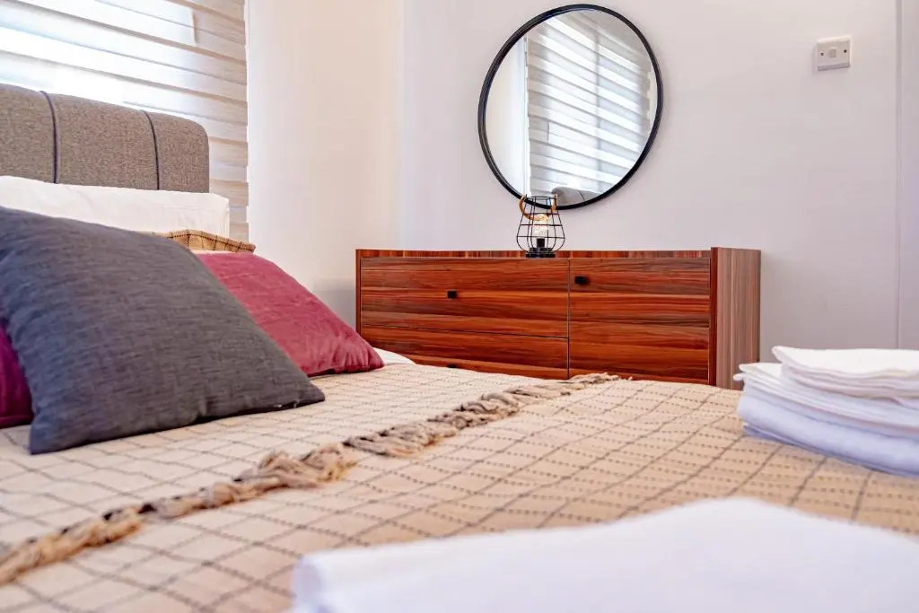 Luxury One-Bedroom Apartment with Private Garden Lukomorye E3