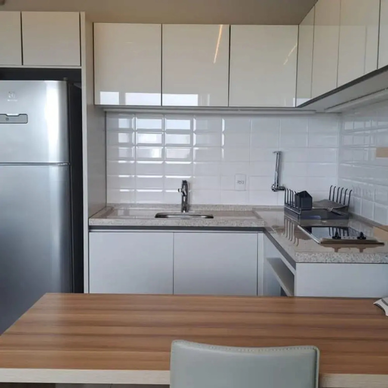 Pinheiros Silver I Modern Studio in Faria Lima