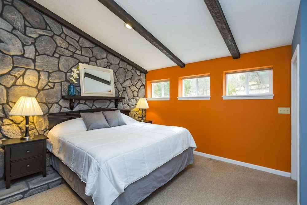 Grand Dream Vacation Home in Nashville 7+ beds!