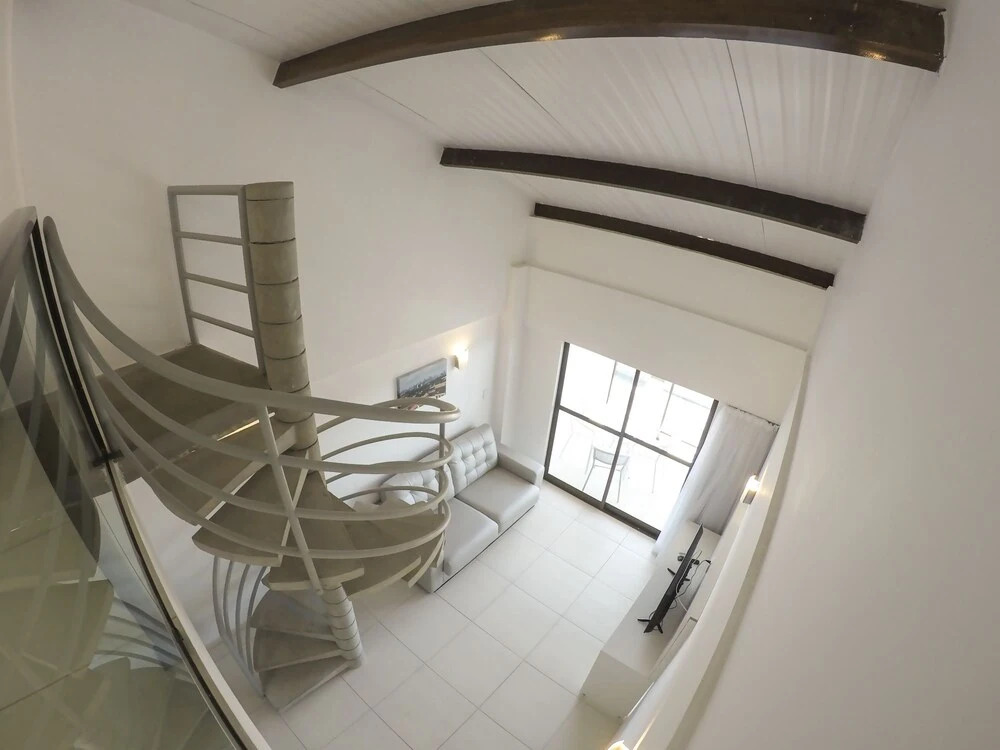 Laguna Suites