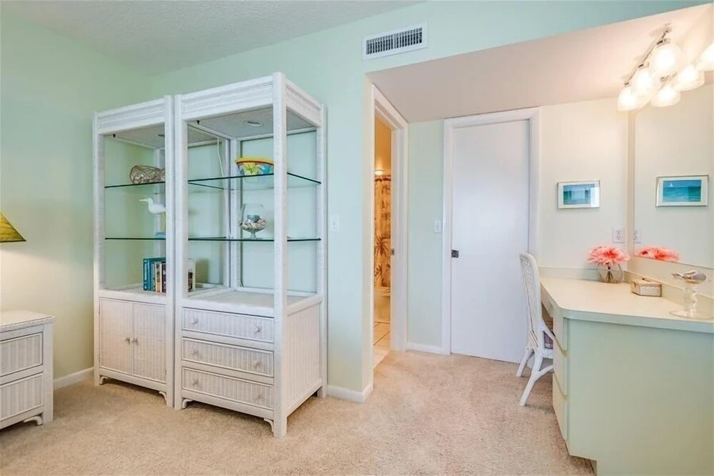 Sea Oats 215 2 Bedroom Home by RedAwning